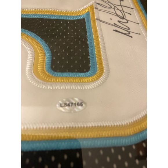 David Garrard Autographed Signed Jacksonville Jaguars Jersey￼ - Picture 2 of 2